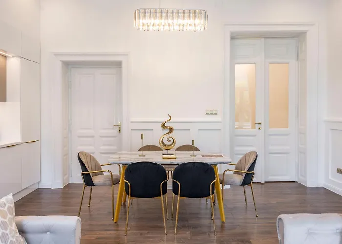 High-End Luxurious Quentin Residence In The Heart Of Budapest