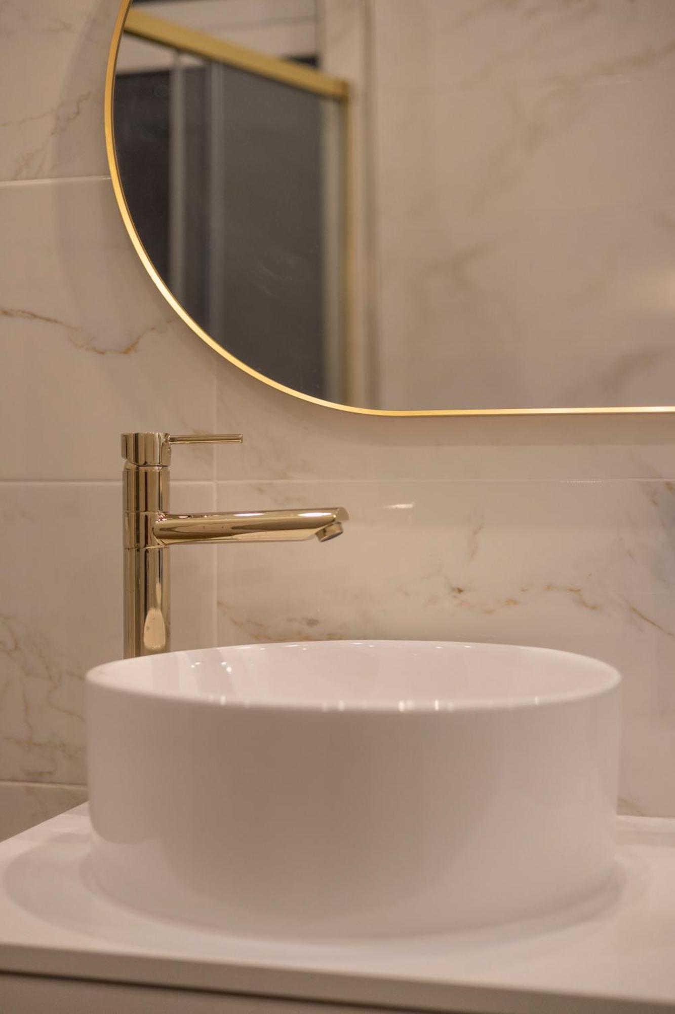 High-end Luxurious Quentin In The Heart Of *